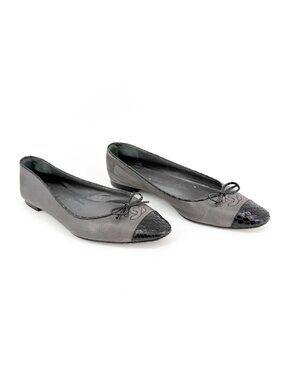 Chanel CC Cap Toe Ballet Flats Bow Gray Leather Black Snake Size 37 US 6-6.5